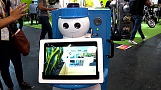Pari'teki Vivatech Fuarı'nda Kompaï Robotics'in ürettiği son model