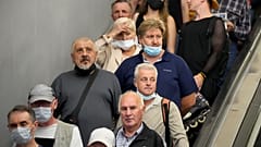 Пассажиры метро Санкт-Петербурга. Июнь 2021 года