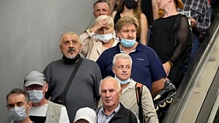 Пассажиры метро Санкт-Петербурга. Июнь 2021 года