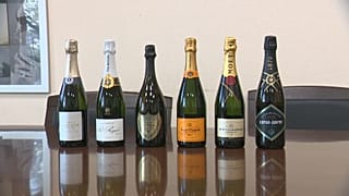 Champán francés y otras botellas de "champánskoe", el vino espumoso ruso 