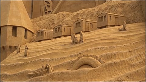 DK World`s tallest sandcastle 