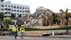 Nehezíti a mentést a Florida felé tartó hurrikán