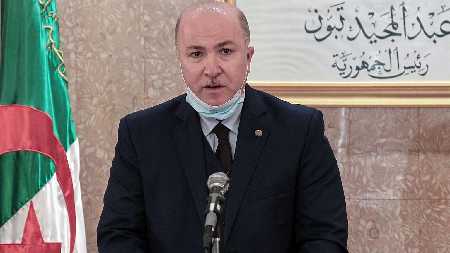 الوزير الأول الجزائري ووزير المالية أيمن بن عبد الرحمن