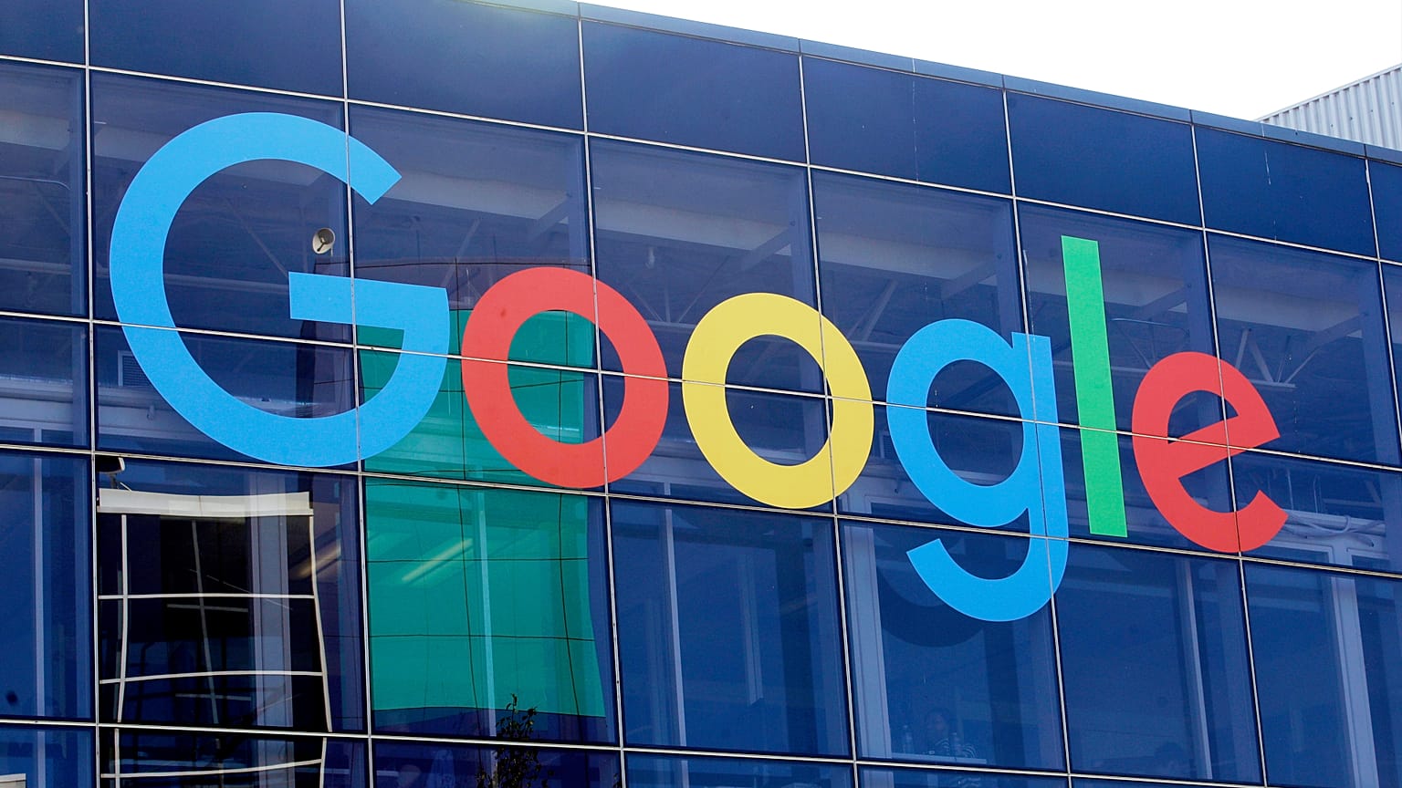 Αγωγή σε βάρος της Google για αθέμιτο ανταγωνισμό