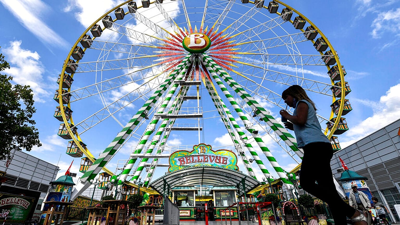 Riesenrad in Düsseldorf, 15.07.2021