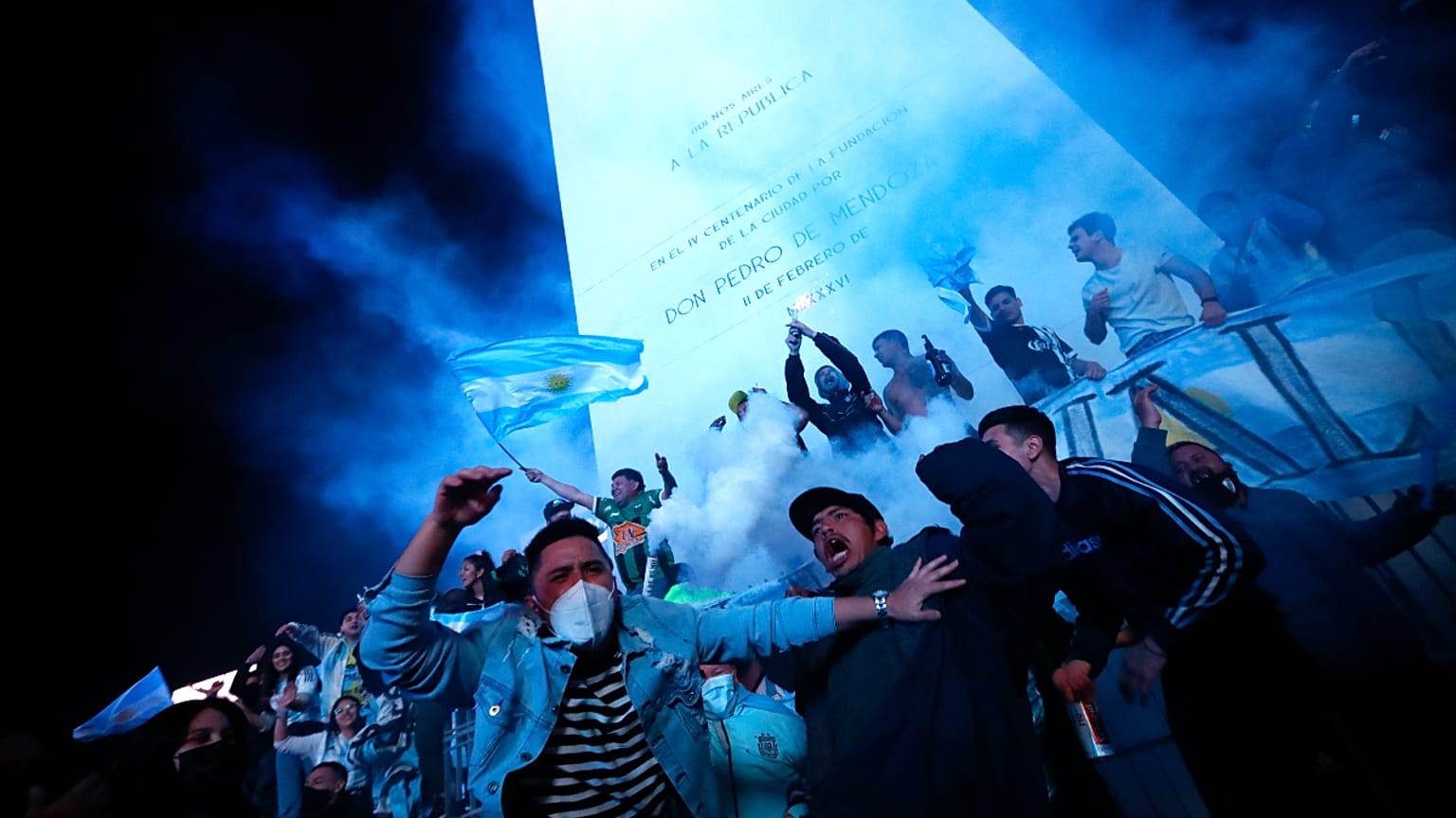 Los argentinos celebran la conquista de la Copa América ante el obelisco de Buenos Aires