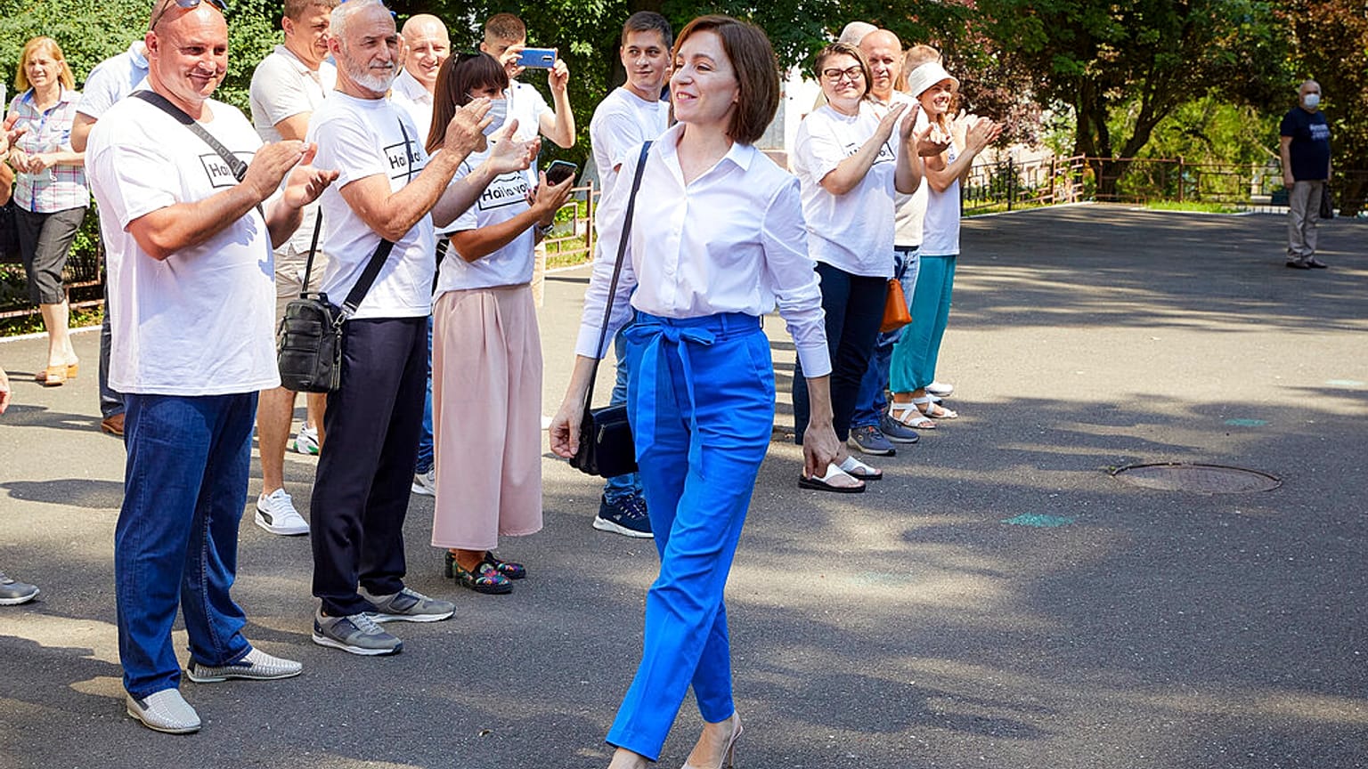 El partido de Maia Sandu logra una clara victoria en las parlamentarias de Moldavia 