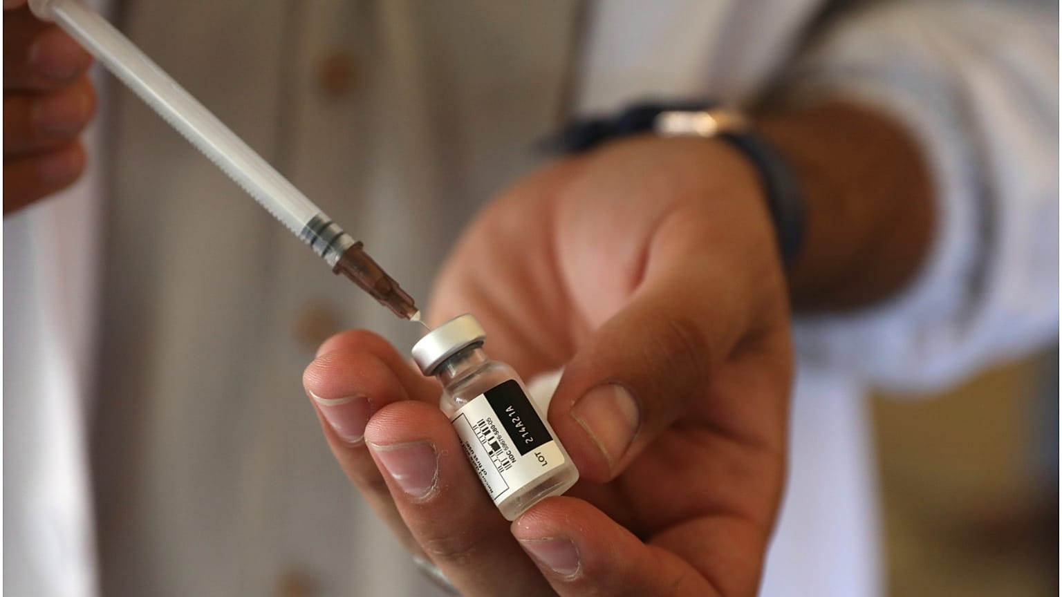  لقاح مضاد لفيروس كورونا