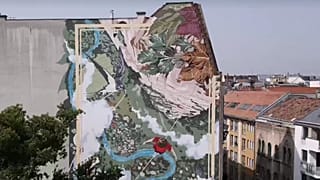 Lélegző falfestmény a Dob utcában