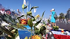 Ницца зажгла свечи