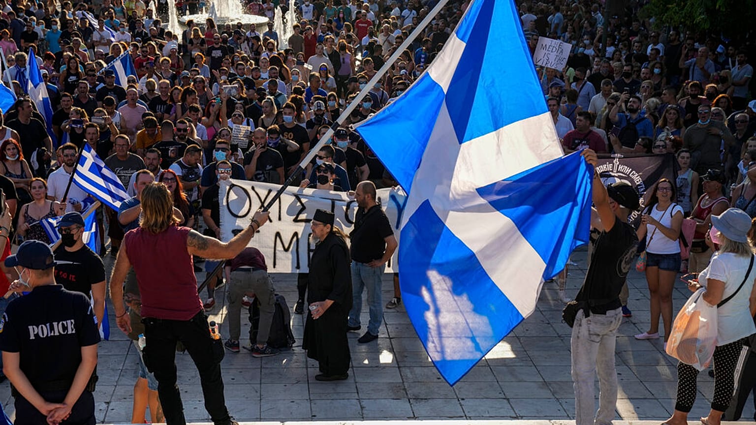 Protestas de antivacunas en Atenas, Grecia. El miércoles 14 de julio de 2021.