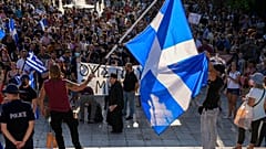 Anti-Impf-Demos: Tausende Impfgegner in Griechenland und Frankreich