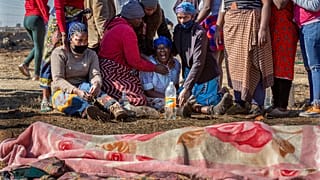 Un adolescent tué lors de pillages près de Johannesburg (Afrique du Sud), le 14/07/2021