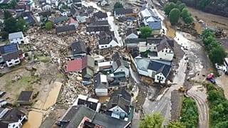 Vue aérienne de la ville de Schuld le 15 Juillet 2021