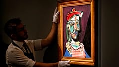 Kübist akımın öncülerinden Picasso tablolarının değerleri milyon dolarlarla ölçülüyor.