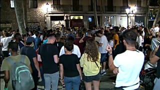 Jóvenes catalanes en las calles de Barcelona
