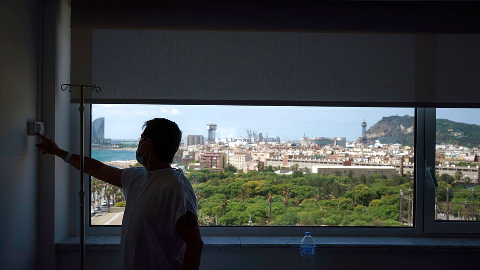 Un paciente ingresado en el Hospital del Mar de Barcelona