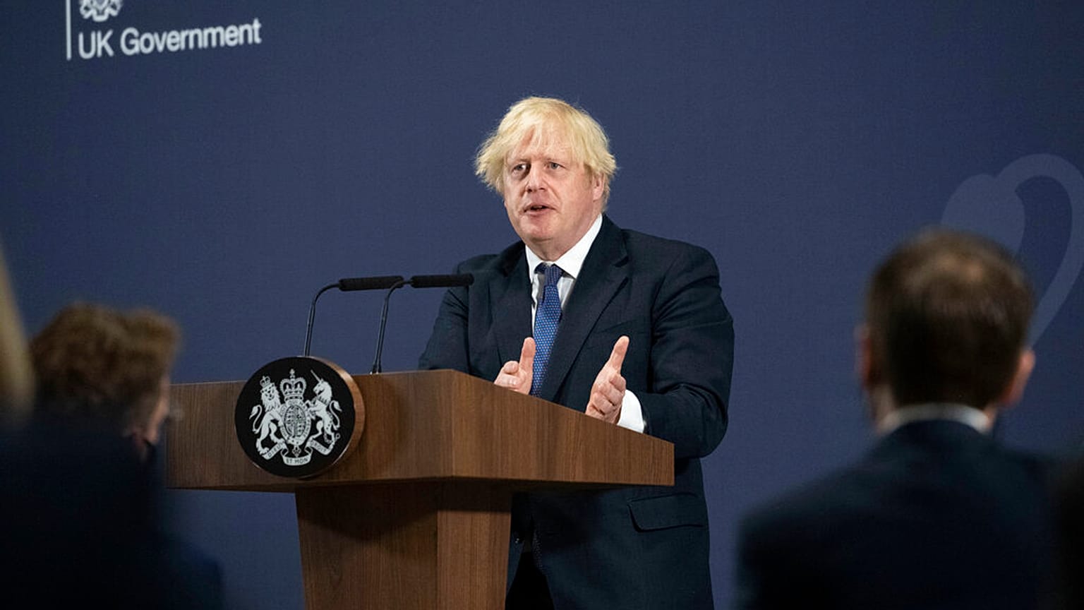 Boris Johnson als Kontaktperson in Selbstisolation: Nein! Doch!