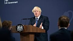 Boris Johnson als Kontaktperson in Selbstisolation: Nein! Doch!