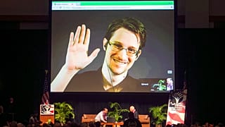 Edward Snowden egy 2015-ös archív fotón