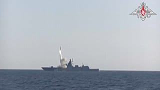 Видео минобороны РФ: фрегат "Адмирал Горшков" запускает ракету "Циркон"