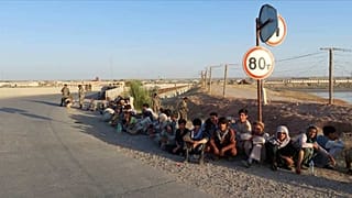 Türkiye'de yakalanan Afgan mülteciler