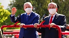 Ο Ερντογάν με τον Ερσίν Τατάρ