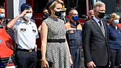 Belçika Kralı Philippe ve Kraliçe Mathilde, sel felaketinde yaşamını yitirenler için bir dakikalık saygı duruşunda bulundu