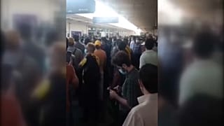 مقطعا فيديو من إيران؛ الأول يظهر هتافات في طهران ضد النظام والثاني يبيّن عمليات إطلاق نار على متظاهرين في الاحتجاجات المتواصلة غربي البلاد بسبب نقص المياه