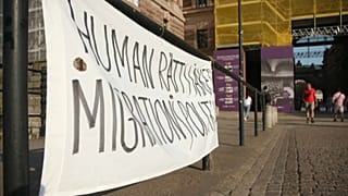 Акция протеста против ужесточения миграционного законодательства в Швеции