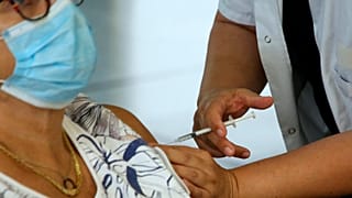 Вакцинация во Франции