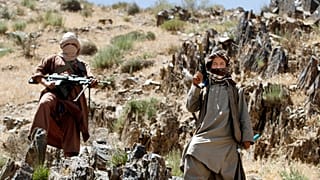 مقاتلان من حركة طالبان (أرشيف) 