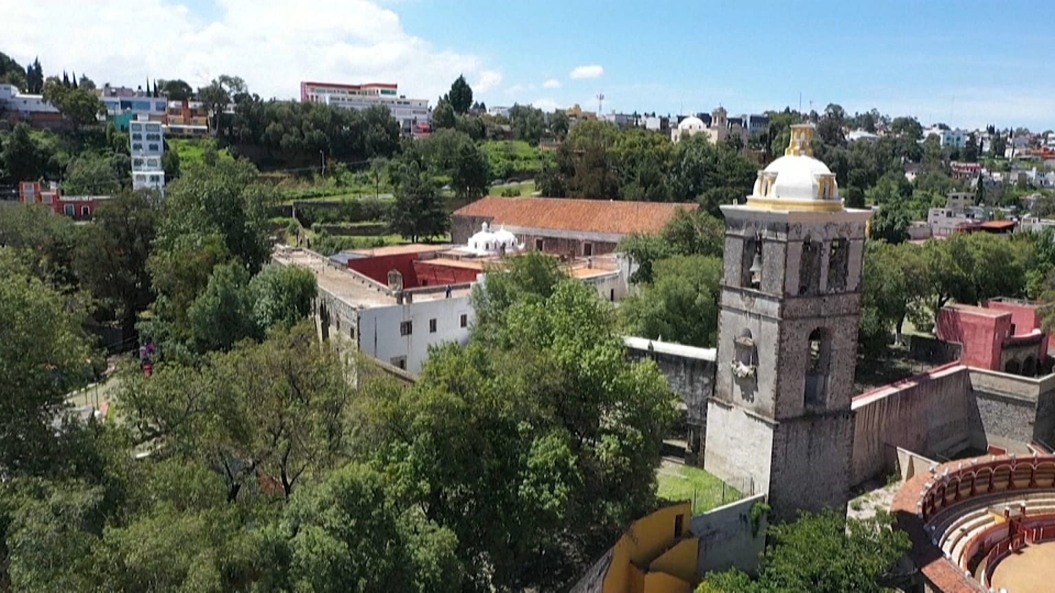 Es un ejemplo clásico de la arquitectura religiosa del siglo XVI en América