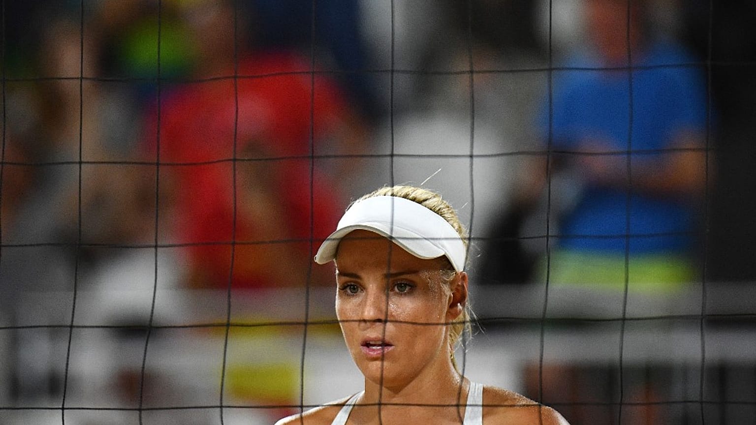 Covid-19'a Tokyo uçağında yakalanmasının ardından Olimpiyatlar'dan men edilen plaj voleybolcusu Marketa Nausch Slukova