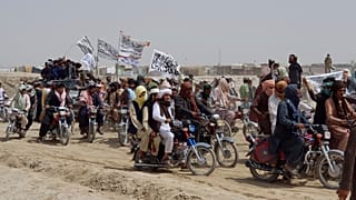 Taliban'ın Pakistan sınırındaki Spin Boldaka kasabasını ele geçirdiğini duyurması sonrası sevinç gösterileri yapıldı 14 Temmuz 2021