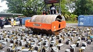Einsatz gegen Krypto-Mining: Dampfwalze gegen Computer in Miri in Malaysia