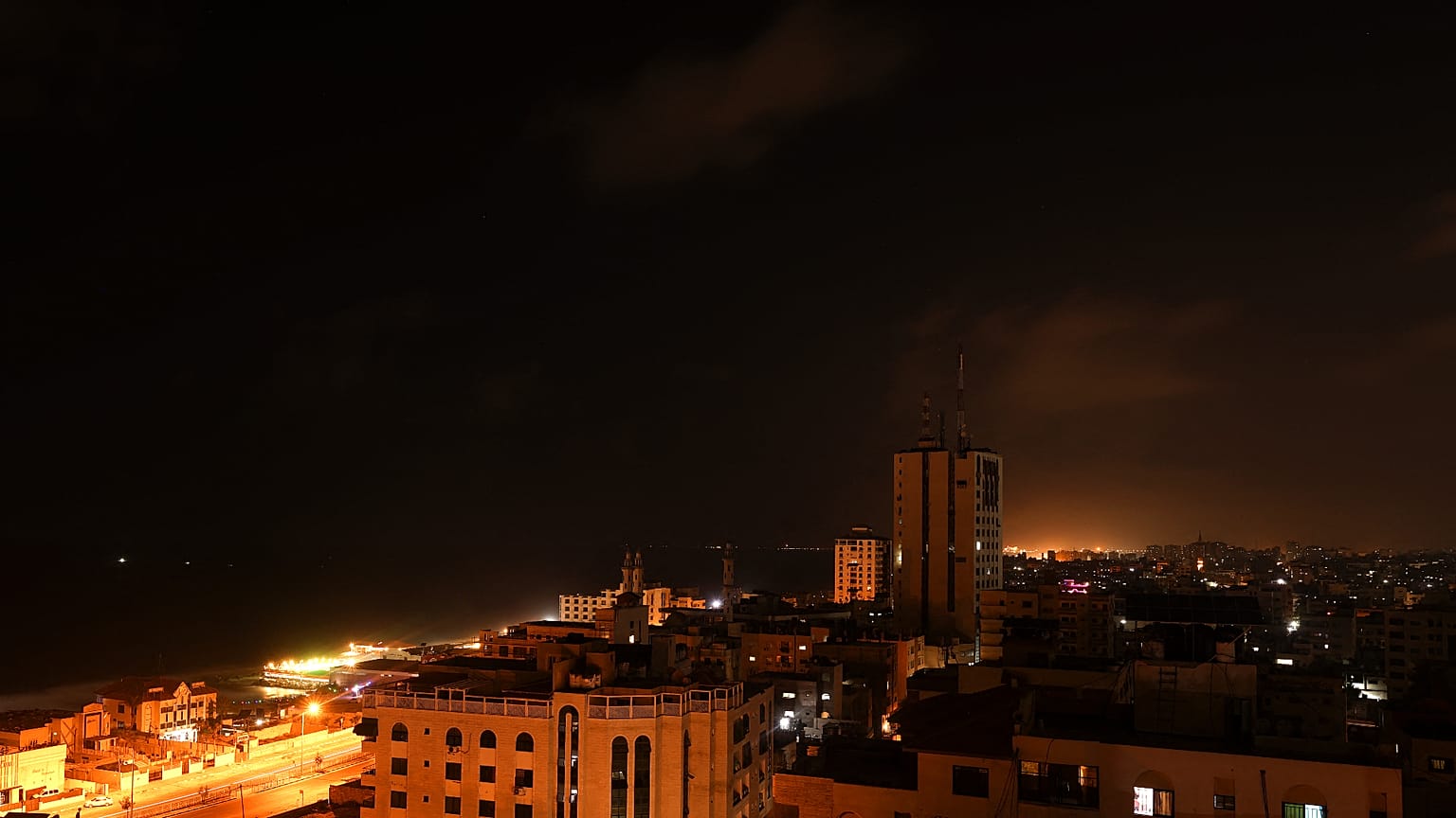 قصف إسرائيلي على قطاع غزة