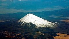 Hóval borított Fudzsi-hegy, Japán legmagasabb hegye