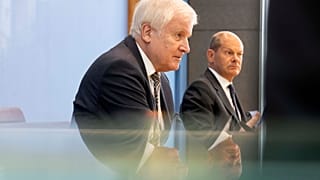 Almanya İçişleri Bakanı Horst Seehofer