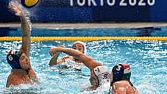 Hosnyánszky Norbert és Manhercz Krisztián, valamint a japán Josida Takuma a magyar-japán meccsen