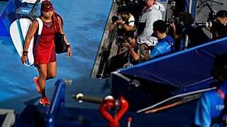 Tennis in Tokio: Naomi Osaka verlässt den Platz nach der Niederlage im Achtefinale