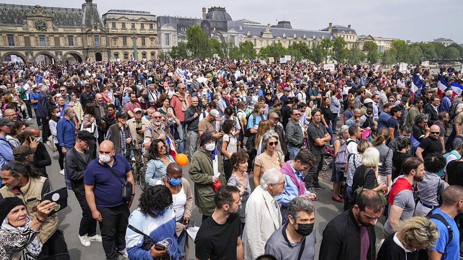 Impfgegner demonstrieren in Paris, Samstag, 17.07.2021
