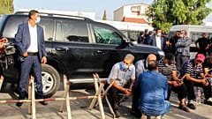 Ennahda-Chef Ghannouchi in seinem Fahrzeug in Tunis in Tunesien
