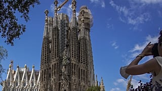 A Sagrda Família készülő tornyai