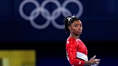Biles defiende su retirada: "Hay que dar prioridad a la salud mental"