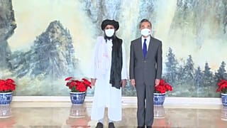 El ministro de Asuntos Exteriores chino, Wand Yi, ha recibido este miércoles a una delegación talibán de alto nivel.