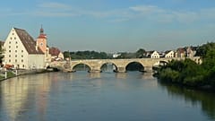 Die Donau bei Regensburg