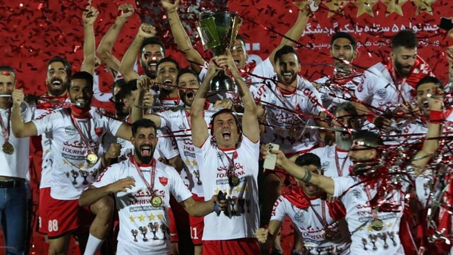 پرسپولیس برای پنجمین سال متوالی قهرمان لیگ برتر فوتبال ایران شد