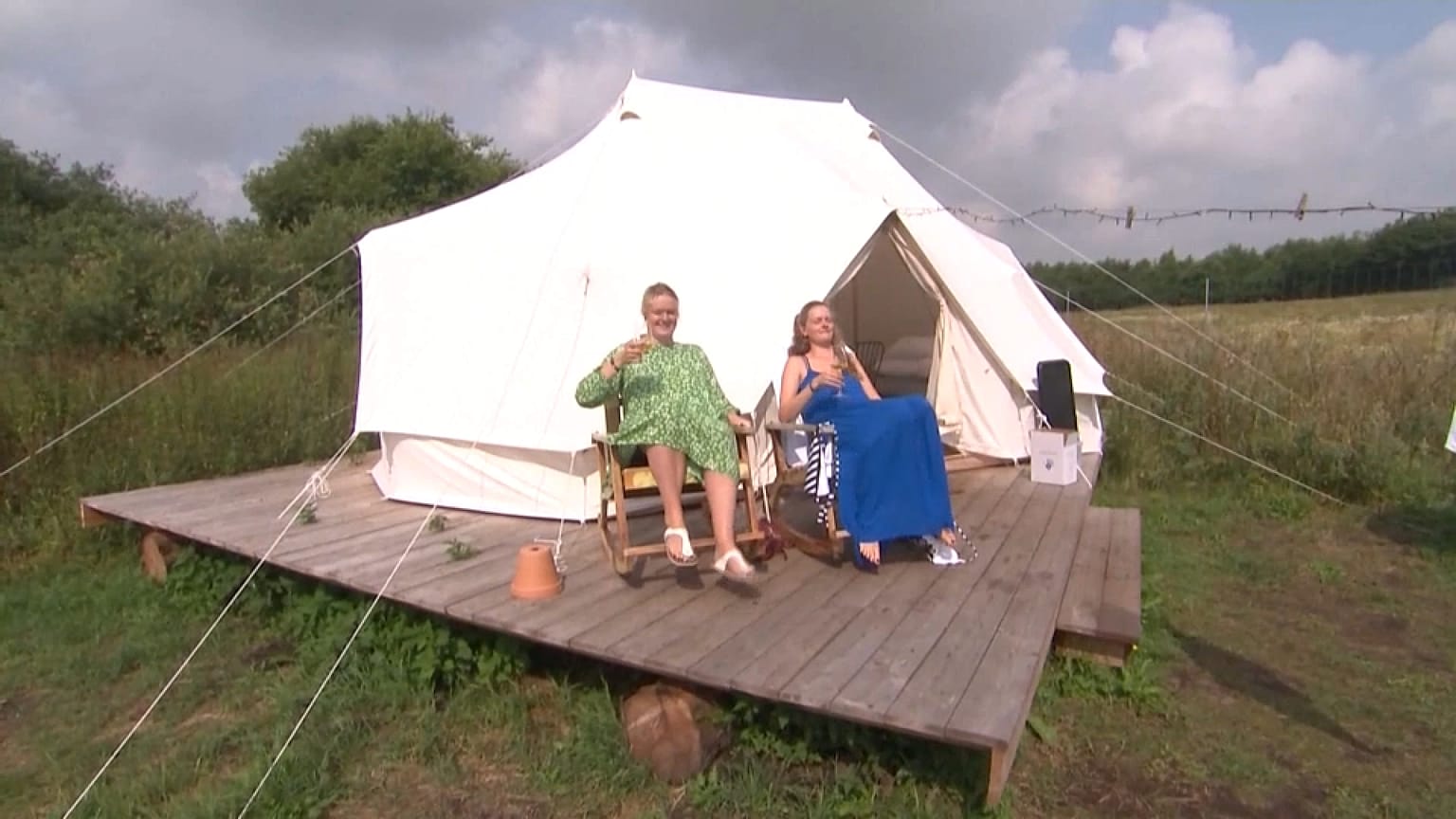 VACANCIERES AU CAMPING