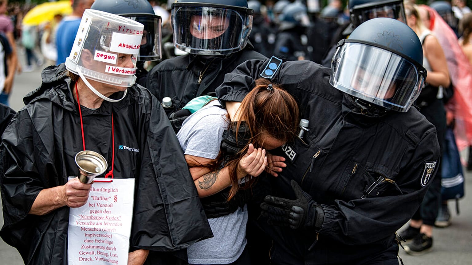 Manifestation contre les mesures de santé publique à Berlin